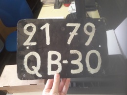Placa matrícula francesa pintada 2179 QB-30
