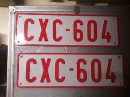 Juego de dos placas matrículas belgas CXC-604