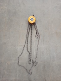 Ternal | Polipasto manual con cadena 500 kg