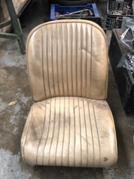 Asiento delantero piel blanca