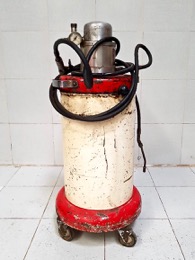 Engrasador de taller ISTOBAL