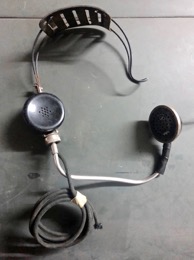 Auriculares | cascos de escucha para equipo de radiotelegrafista.