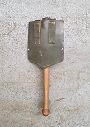 Pala plegable de trinchera con funda | 17 x 3 x h 43 cm 