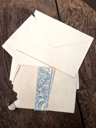 Sobres papel cenefa azul