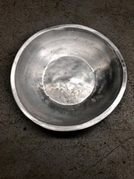 Bandeja circular médica en aluminio