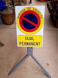 Placa señalización |  Sortida de Vehicles. Gual Permanent