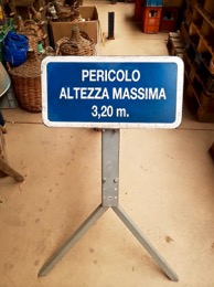 Placa señalización PERICOLO ALTEZZA MASSIMA 3,20 m