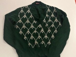 Jersey de punto cuello pico verde a rombos decorados. Talla S | Años 70