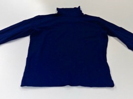 Jersey cuello cisne azul marino niño talla 8-10.