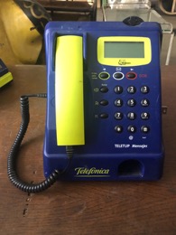 Cabina telefónica TELETUP MENSAJES