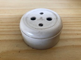 Toma de corriente enchufe circular SIMON 16/250v | Blanco