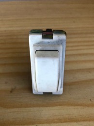 Mecanismo interruptor de cruzamiento PLASTIMETAL 6A | 250 V.