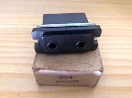 Mecanismos Enchufe PLASTIMETAL Mod 504 | Caoba