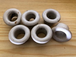 Pasamuros de porcelana ⦵ 4 cm