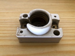 Corta circuito porcelana para fusible tapón roscable ó Edison
