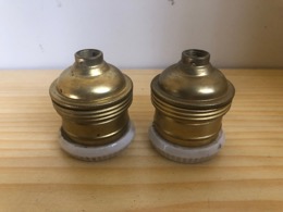 Portalámparas E27 Latón VEM con arandela porcelana .jpg
