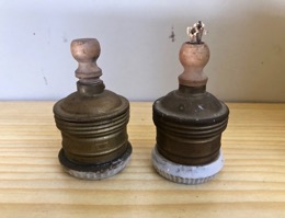 Portalámparas E27 Latón PMI con arandela porcelana Y embellecedor de madera
