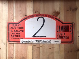 Distintivo Rallye CAMBRILS COSTA DAURADA _ VI RALLYE COTXES ANTICS_ 19,20 i 21 Abril 1985