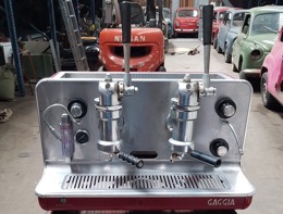 Cafetera bar GAGGIA  compacta con dos palancas