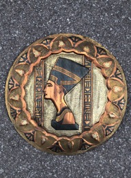 Plato cobre labrado egipcio NEFERTITI