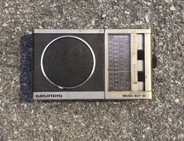 Radio Transistor portátil GRUNDIG Music Boy 60.