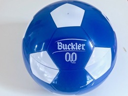 Cubitera publicitaria Buckler 0’0 en forma de balón
