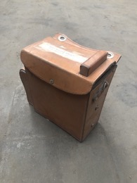 Funda cuero equipo calibración Multicalibrador MEMOCAL-81