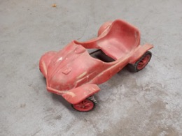 Coche plástico a pedales GIORDANI 53 | 75 x 47 x 30 cm