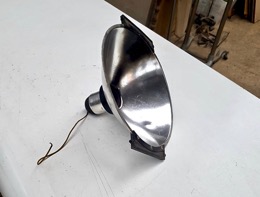 Pantalla reflectora con soportes para visera