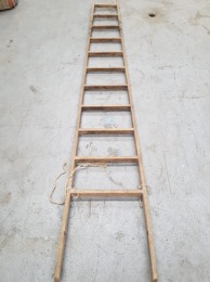 Escalera madera de apoyo 12 peldaños | 330 x 54 x 5