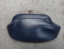 Monedero de boquilla en piel azul