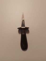 Tenedor de ostras | Lanceta en inox y empuñadura negra | 15 cm