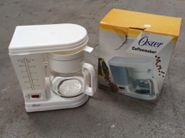 Cafetera eléctrica de goteo OSTER CM-602