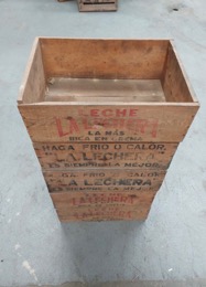 Cajas madera LA LECHERA | 46,5 x 31 x h 17,5 cm | Años 40-50