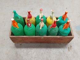 Caja con surtido 10 sifones color | 65,5x 24,5 x h 34 cm