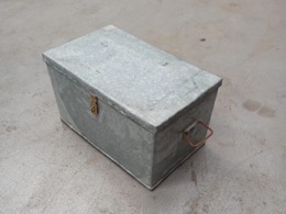 Caja contenedor metálica | 51 x 32 x h 29 cm