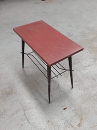 Mesa auxiliar televisión | 60 x 33 x h 54 cm | Años 60
