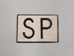 Placa SP en chapa rectangular y relieve 