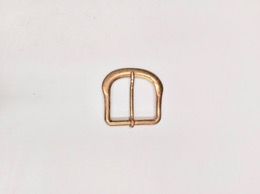 Hevilla metálica dorada lisa | 5,5 x 5 cm | Años 80