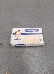 Caja apósitos plásticos SALVELOX | 1 m x 6 cm | Años 80
