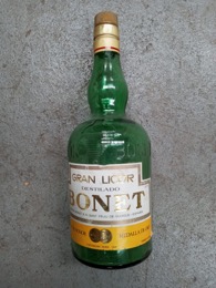 Botella Gran Licor destilado BONET