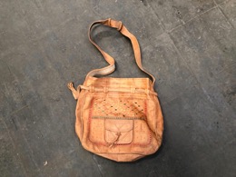 Bolsa de cuero marroquí | 37 x 39 x 1 cm