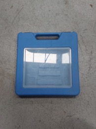 Caja_Maletín llaves fijas vacío | 27 x 3 x h 29 cm