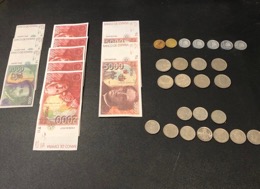 Lote de pesetas en diversos formatos