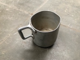 Vaso | Cacillo aluminio abollado | ⦵ 8 x h 8 cm