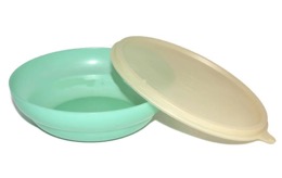 Tupperware redondo verde con tapa | ⦵ 15 x 5 cm | Años 70
