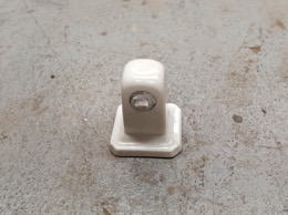 Pieza para juego de soporte toallero empotrable en loza blanca | 7,5 x 7'5 x h 9 cm