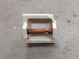 Portarrollo empotrable para papel higiénico en porcelana  | 17 x 11 x h 17 cm