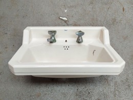 Lavamanos_lavabo mural ROCA Modelo CARMEN, Tamaño III con 2 grifos | 56 x 42,5 x h 28 cm