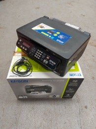 Caja de impresora EPSON Work Force y impresora EPSON WF 2510